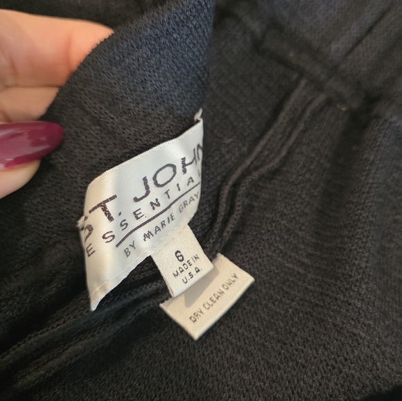 PRISTINE St John Black Carwash Skirt Size 6 - Picture 5 of 8